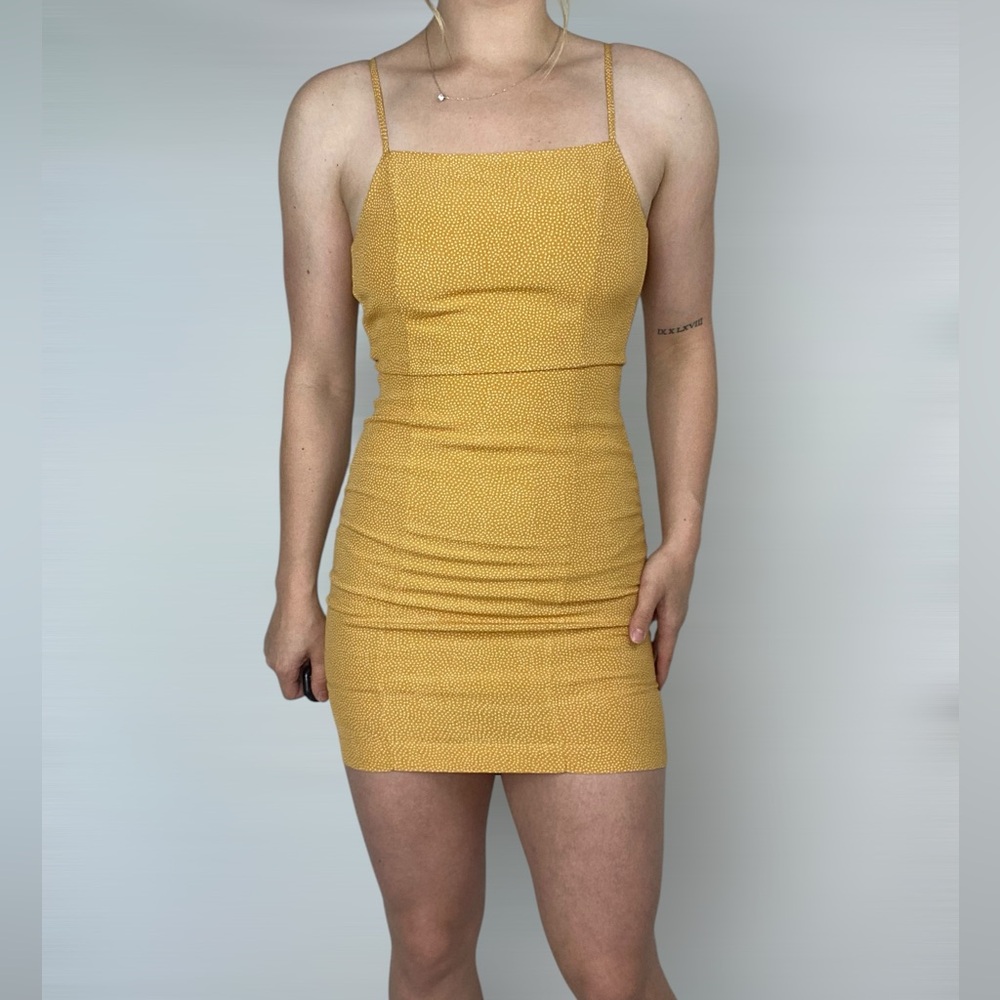 ROLLAS Square Neck Mini Bodycon Dress Strapless‎ Yellow Gold Winter Summer